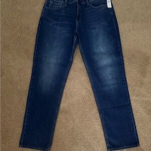 Women’s WOW mid rise boyfriend jeans 
NWT size 12!